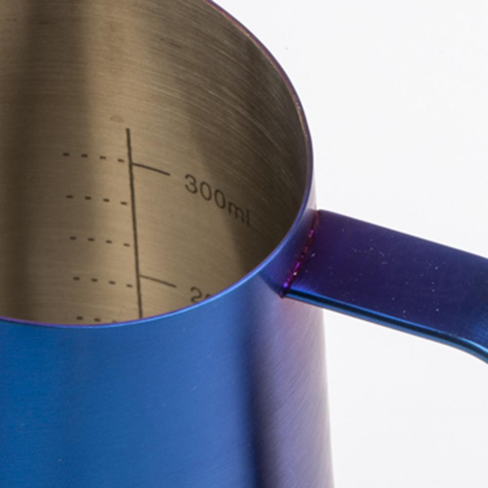 Barista Ace Electric Blue  Milk Jug 450ml inside view